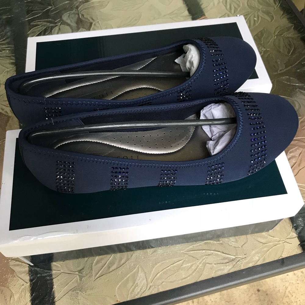 2 New in box flats!
